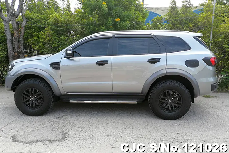 2019 Ford / Everest Stock No. 121026