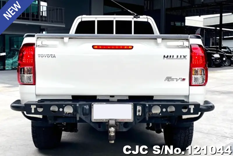 2020 Toyota / Hilux / Revo Stock No. 121044