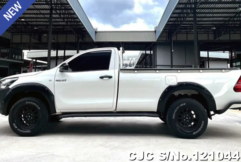 2020 Toyota / Hilux / Revo Stock No. 121044