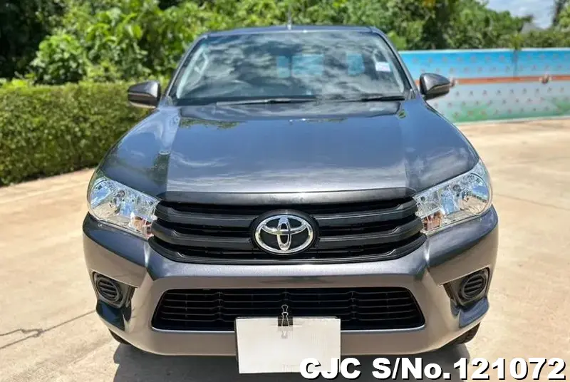 2019 Toyota / Hilux / Revo Stock No. 121072