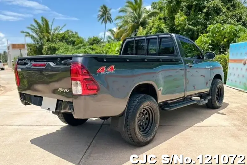 2019 Toyota / Hilux / Revo Stock No. 121072