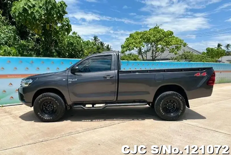 2019 Toyota / Hilux / Revo Stock No. 121072