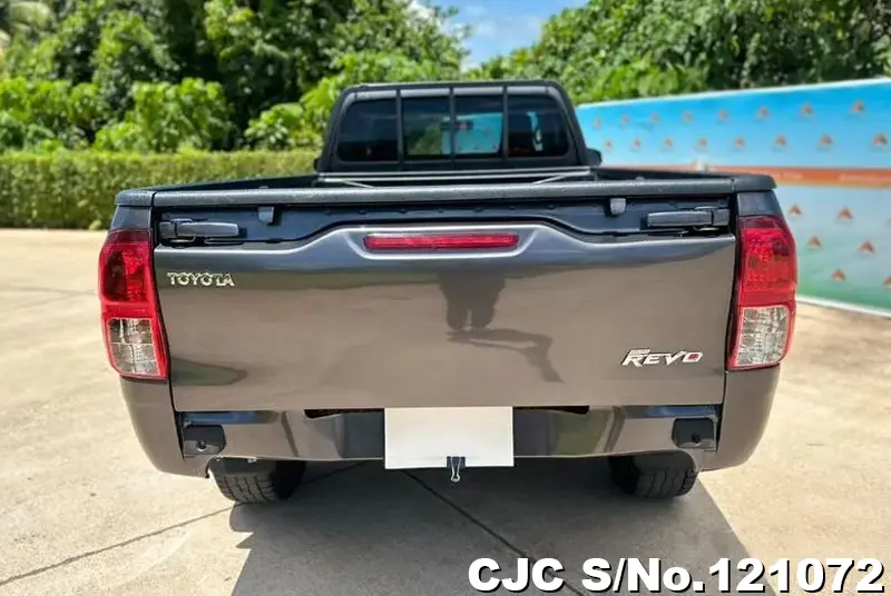 2019 Toyota / Hilux / Revo Stock No. 121072