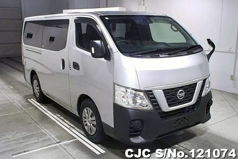 Nissan / Caravan 2019