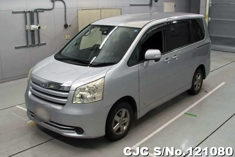 2009 Toyota / Noah Stock No. 121080