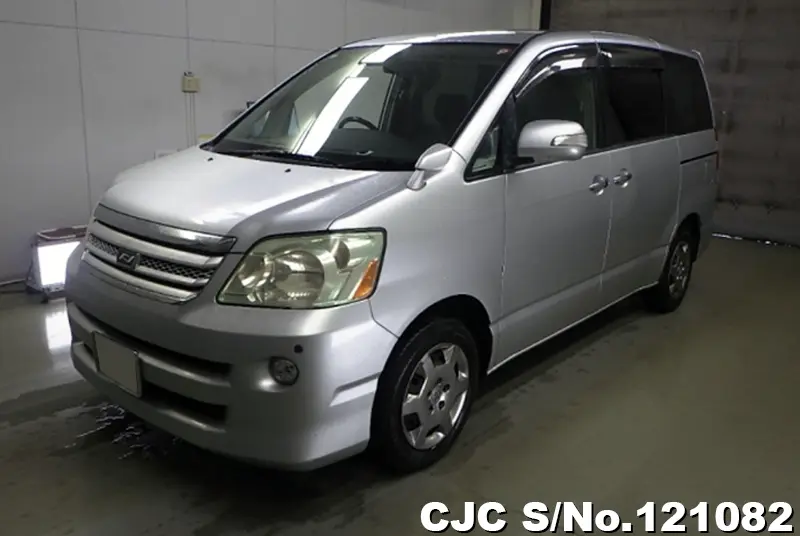 2006 Toyota / Noah Stock No. 121082