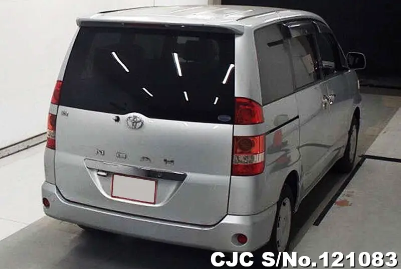 2003 Toyota / Noah Stock No. 121083