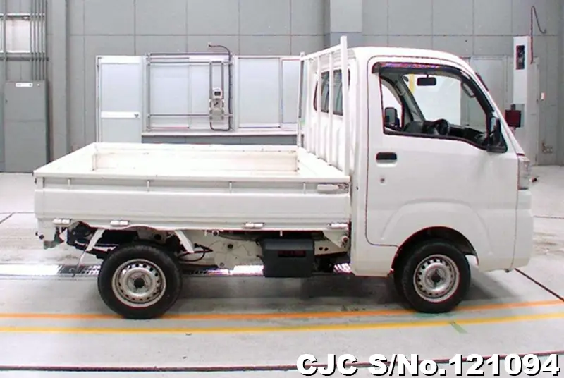 2017 Daihatsu / Hijet Stock No. 121094