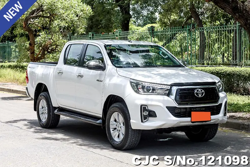 2018 Toyota / Hilux / Revo Stock No. 121098