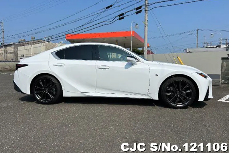 2023 Lexus / LS 300H  Stock No. 121106