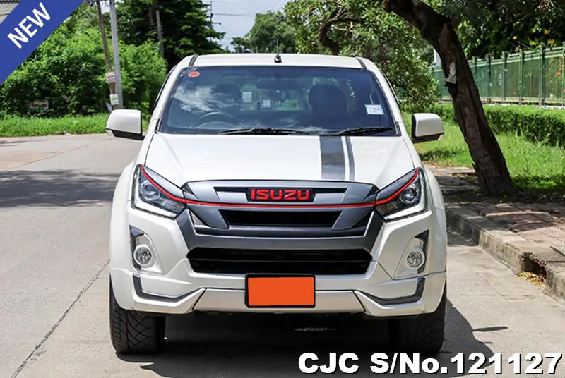 Isuzu D-Max in White for Sale Image 4