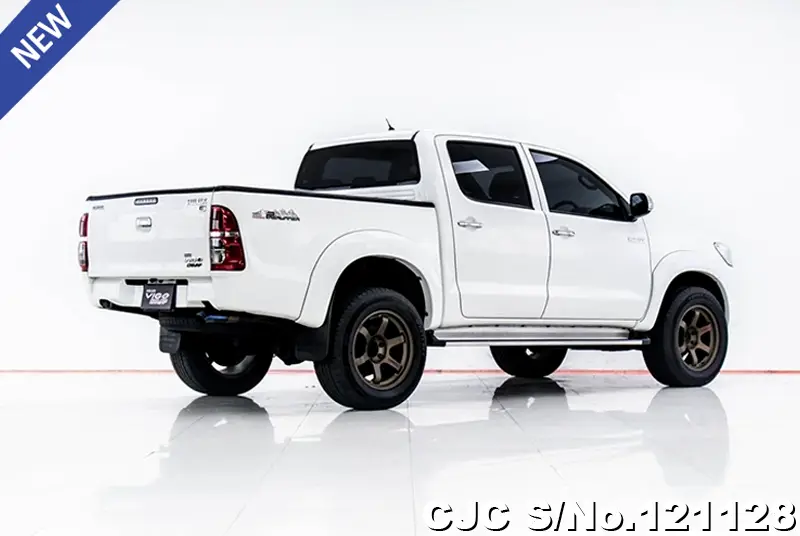 2012 Toyota / Hilux / Revo Stock No. 121128