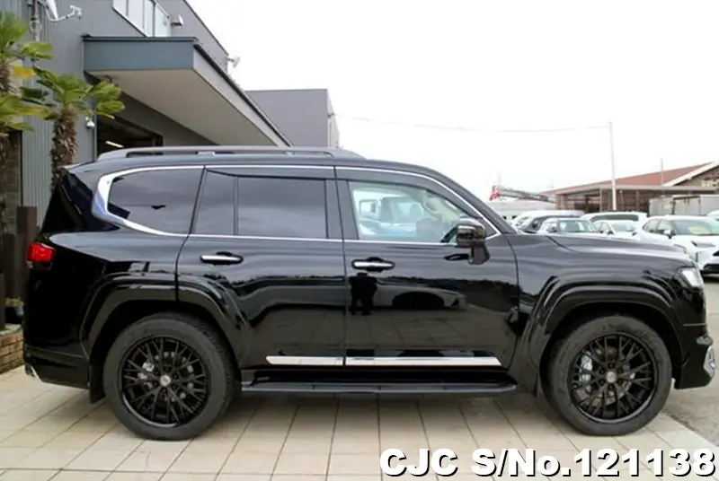 2023 Toyota / Land Cruiser Stock No. 121138