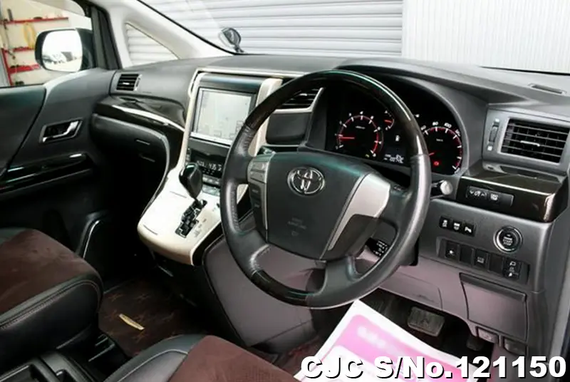 2013 Toyota / Alphard Stock No. 121150