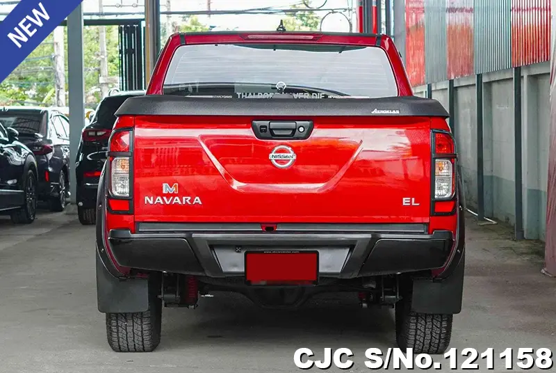 Nissan Navara in Red for Sale Image 4