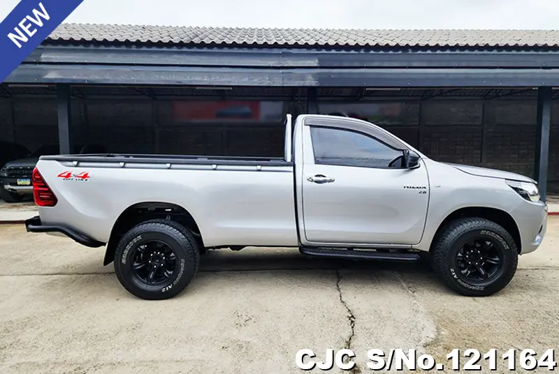 2018 Toyota / Hilux / Revo Stock No. 121164