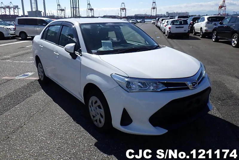 2019 Toyota / Corolla Axio Stock No. 121174