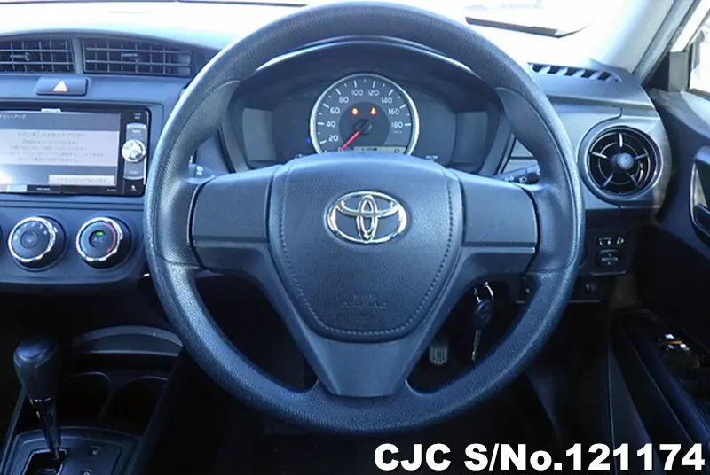 2019 Toyota / Corolla Axio Stock No. 121174