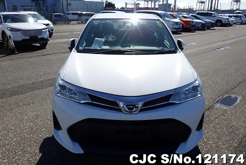 2019 Toyota / Corolla Axio Stock No. 121174