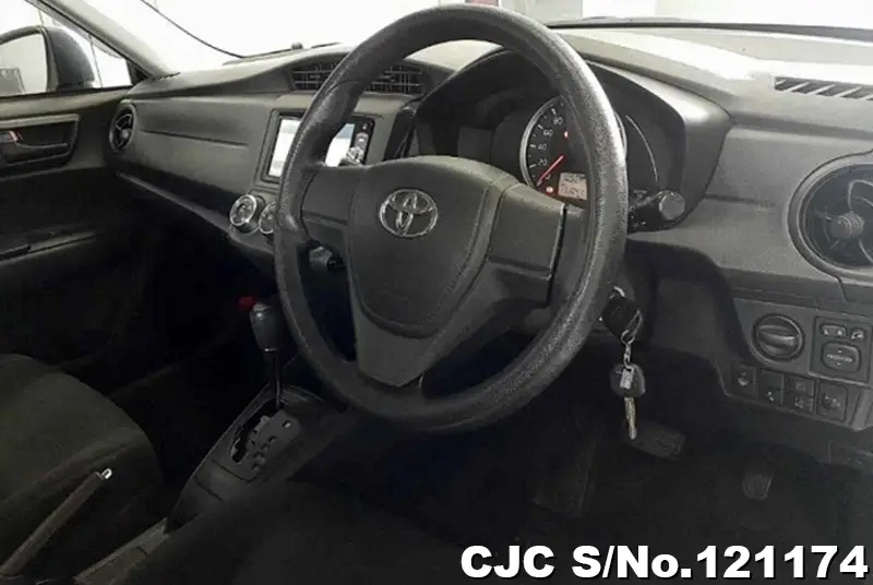 2019 Toyota / Corolla Axio Stock No. 121174