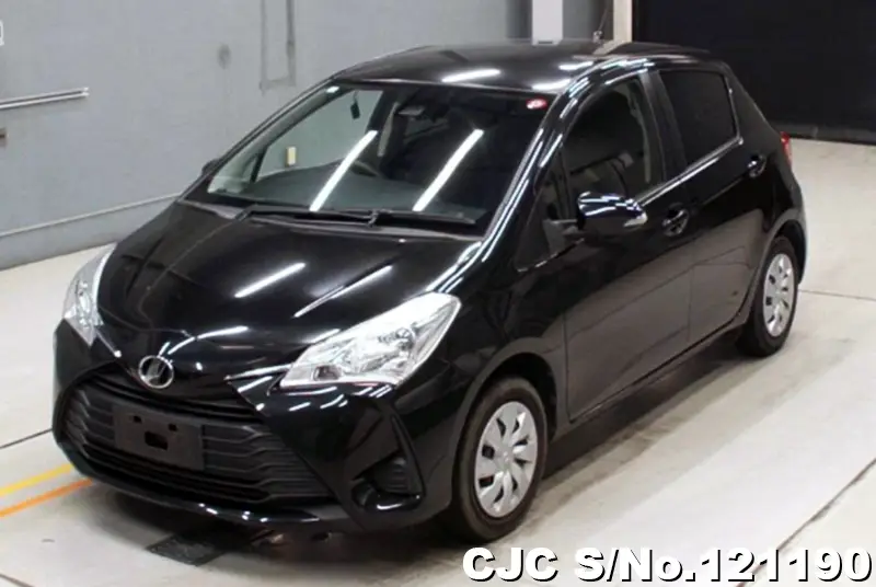 2018 Toyota / Vitz Stock No. 121190