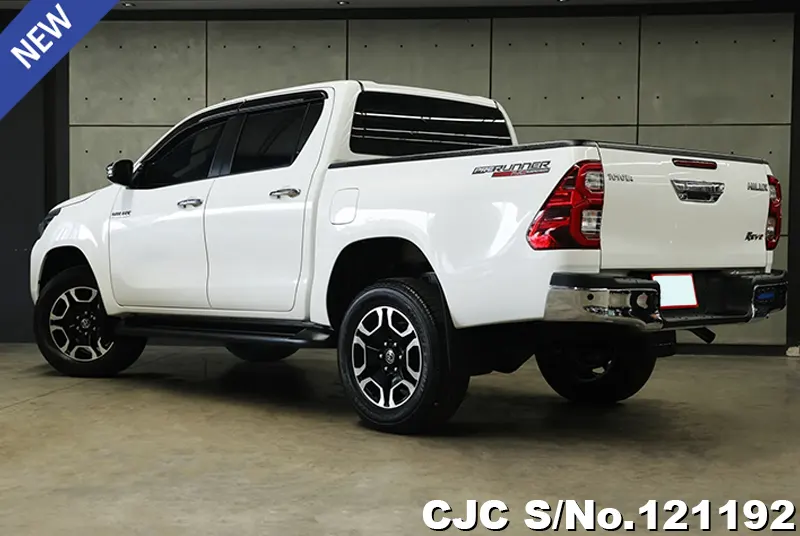 2022 Toyota / Hilux / Revo Stock No. 121192