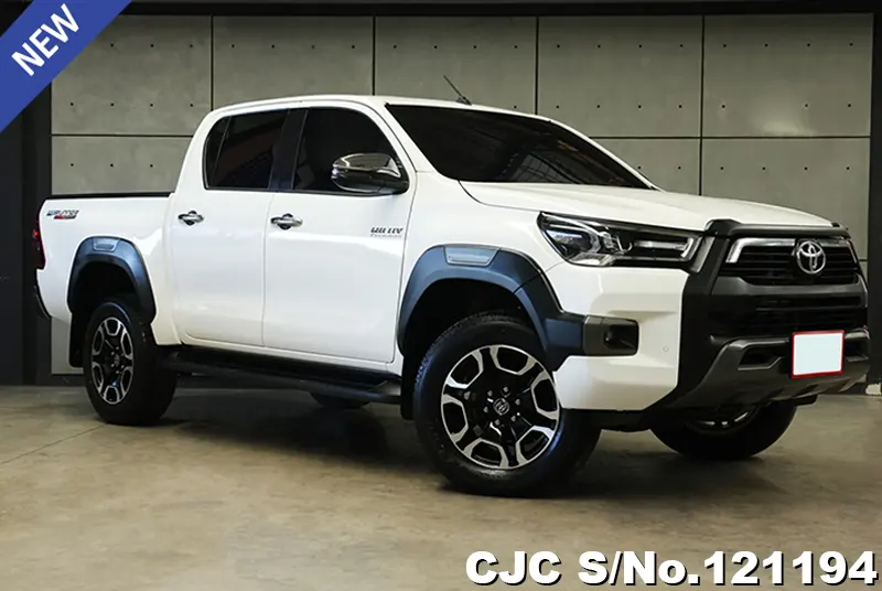 2023 Toyota / Hilux / Revo Stock No. 121194