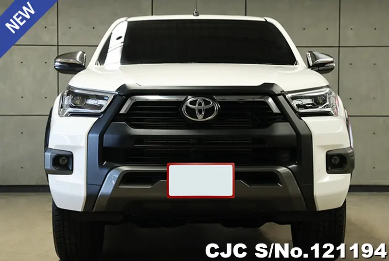 2023 Toyota / Hilux / Revo Stock No. 121194