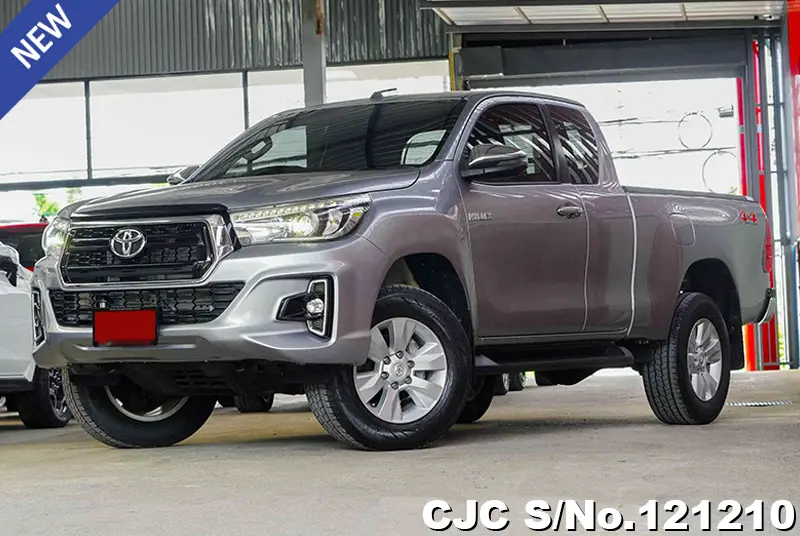 2019 Toyota / Hilux / Revo Stock No. 121210