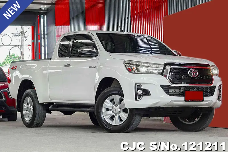 2020 Toyota / Hilux / Revo Stock No. 121211