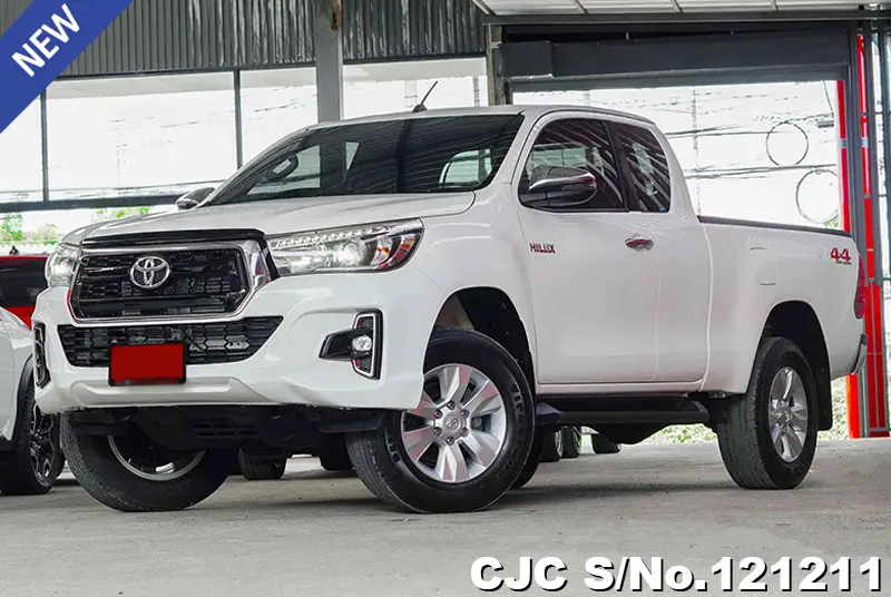 2020 Toyota / Hilux / Revo Stock No. 121211