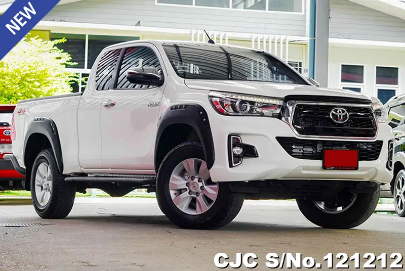 2020 Toyota / Hilux / Revo Stock No. 121212