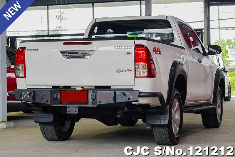 2020 Toyota / Hilux / Revo Stock No. 121212