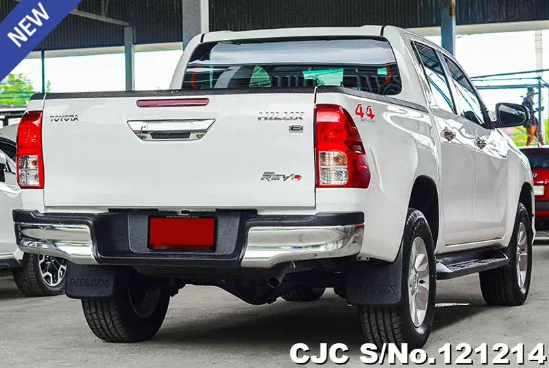 2017 Toyota / Hilux / Revo Stock No. 121214