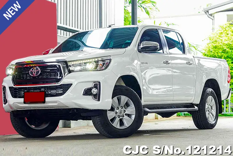 2017 Toyota / Hilux / Revo Stock No. 121214