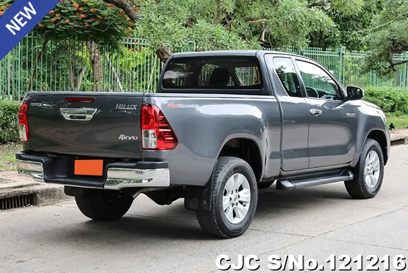 2019 Toyota / Hilux / Revo Stock No. 121216