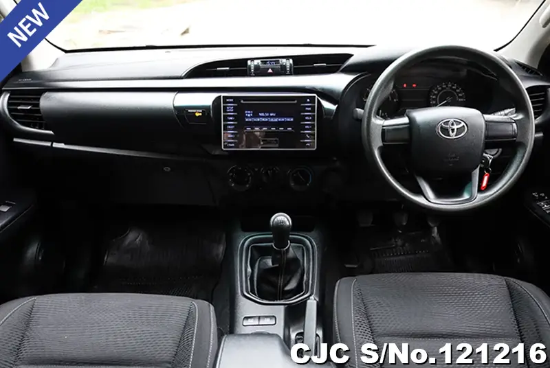 2019 Toyota / Hilux / Revo Stock No. 121216