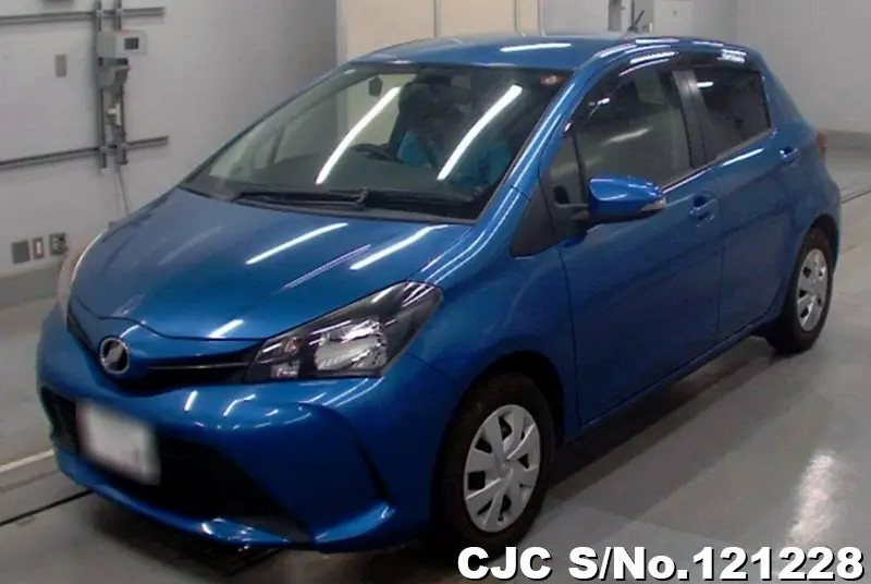 2014 Toyota / Vitz Stock No. 121228