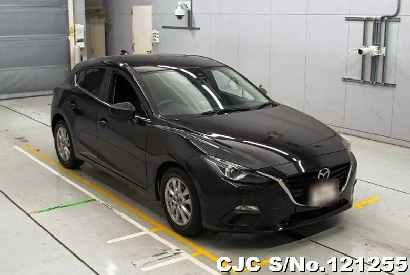 2015 Mazda / Axela Stock No. 121255