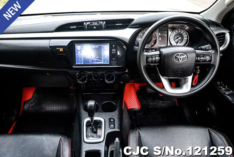 2020 Toyota / Hilux / Revo Stock No. 121259