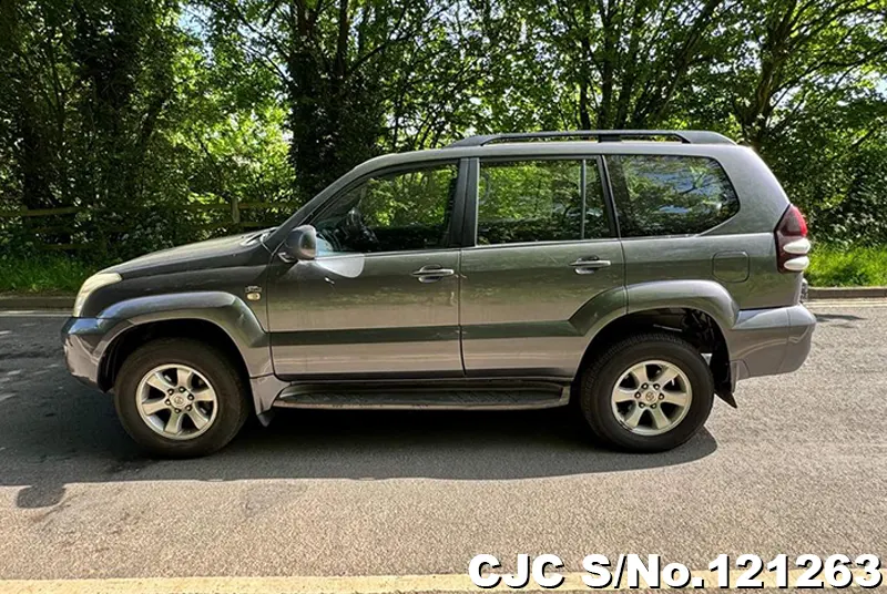 2004 Toyota / Land Cruiser Prado Stock No. 121263