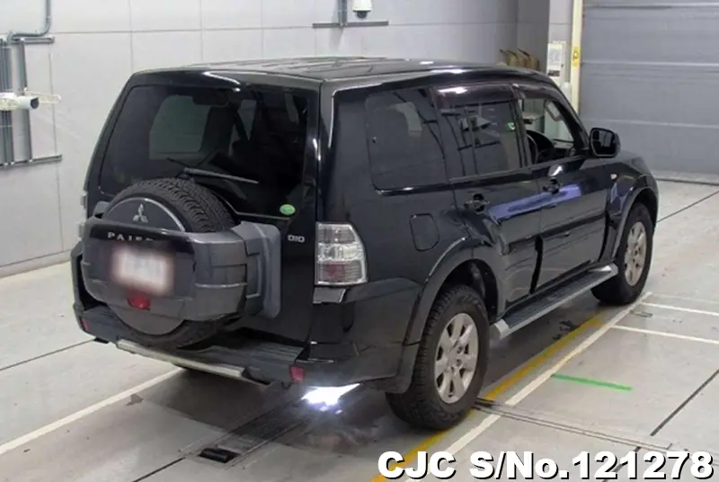 2013 Mitsubishi / Pajero Stock No. 121278