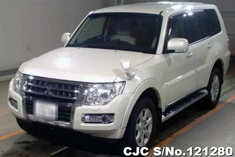 2014 Mitsubishi / Pajero Stock No. 121280