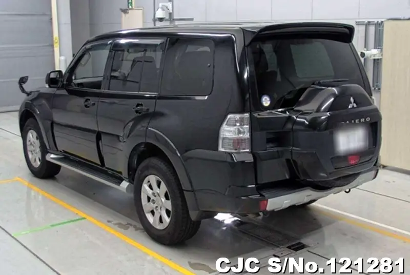 2019 Mitsubishi / Pajero Stock No. 121281