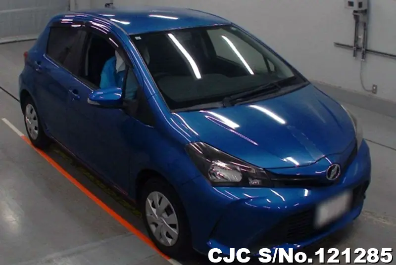 Toyota / Vitz 2015