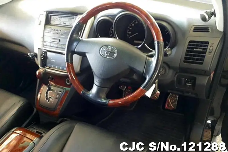 2006 Toyota / Harrier Stock No. 121288