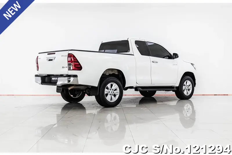 2021 Toyota / Hilux / Revo Stock No. 121294