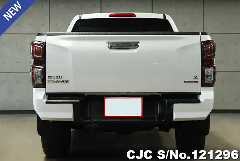 Isuzu D-Max in White for Sale Image 3