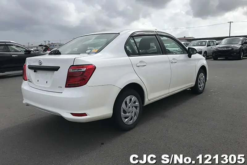 2019 Toyota / Corolla Axio Stock No. 121305