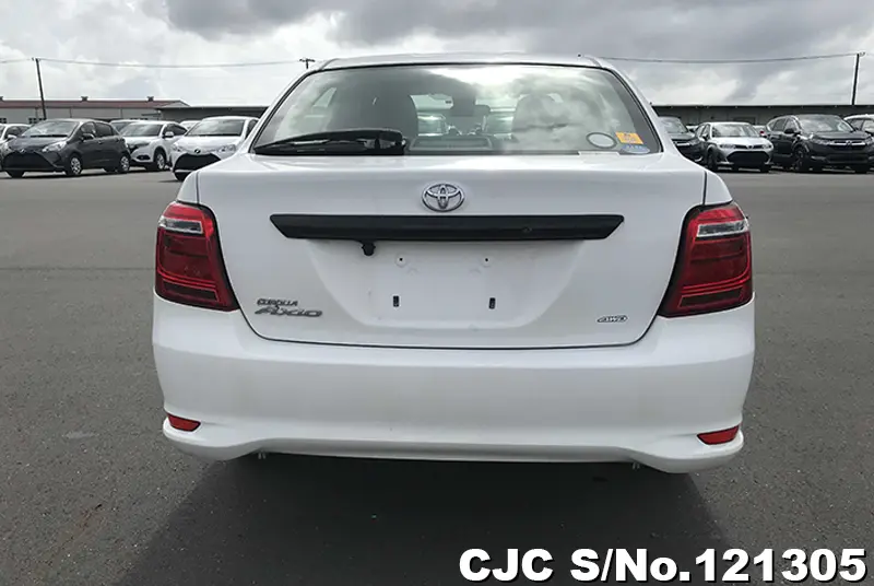 2019 Toyota / Corolla Axio Stock No. 121305